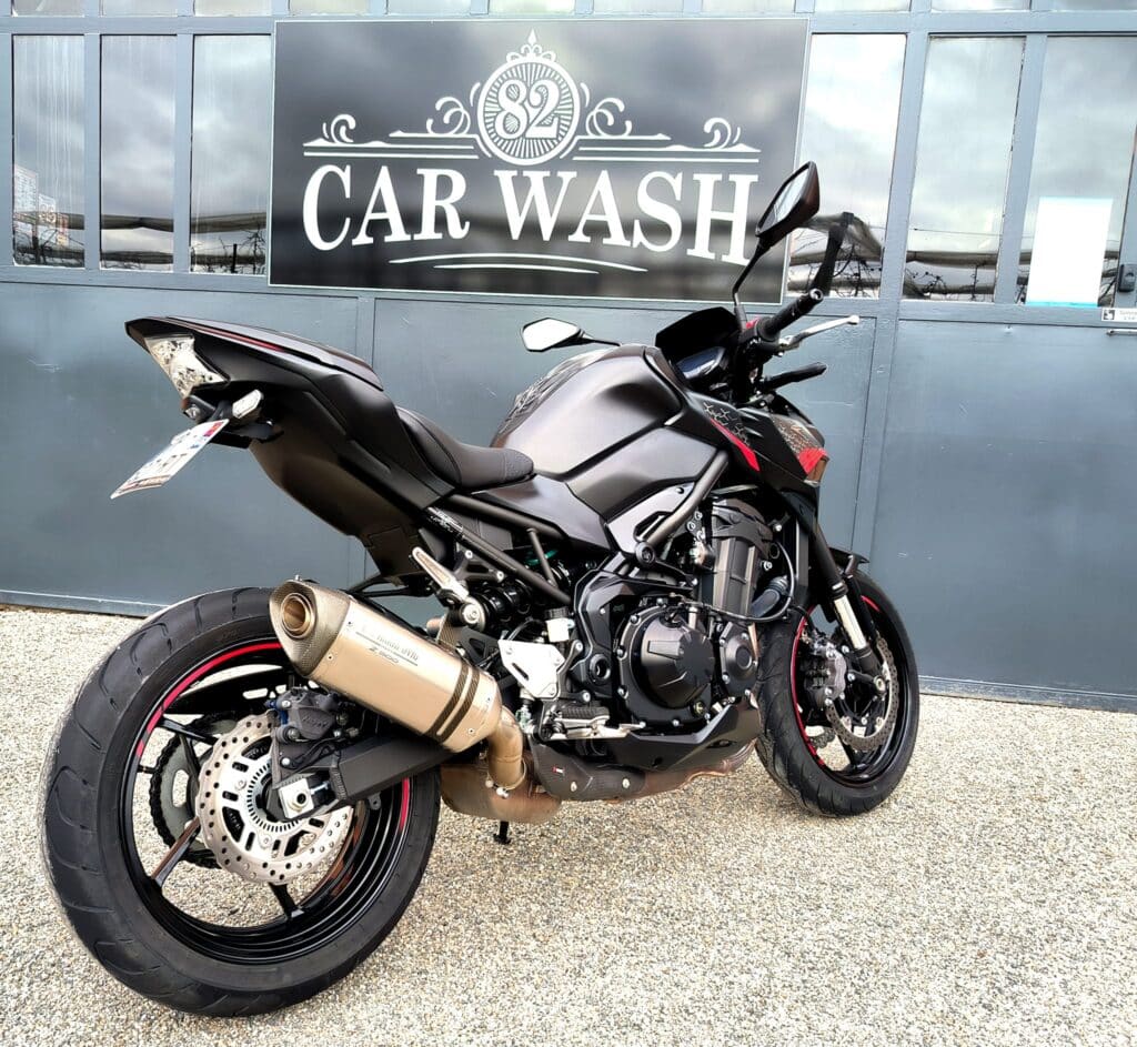 CAR WASH protection céramique moto